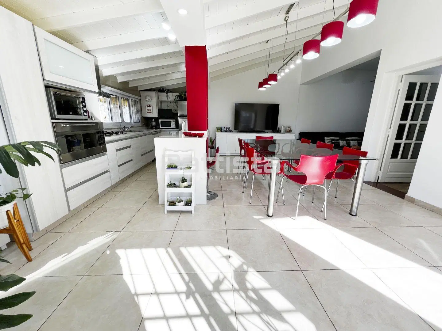 Casa 6 ambientes 4 dormitorios. | Álvarez de Arenales al 1700 8