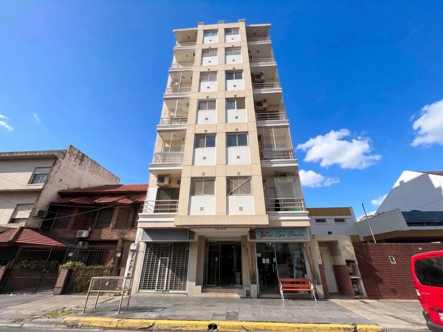 Departamento 2 ambientes. | viamonte al 100 4