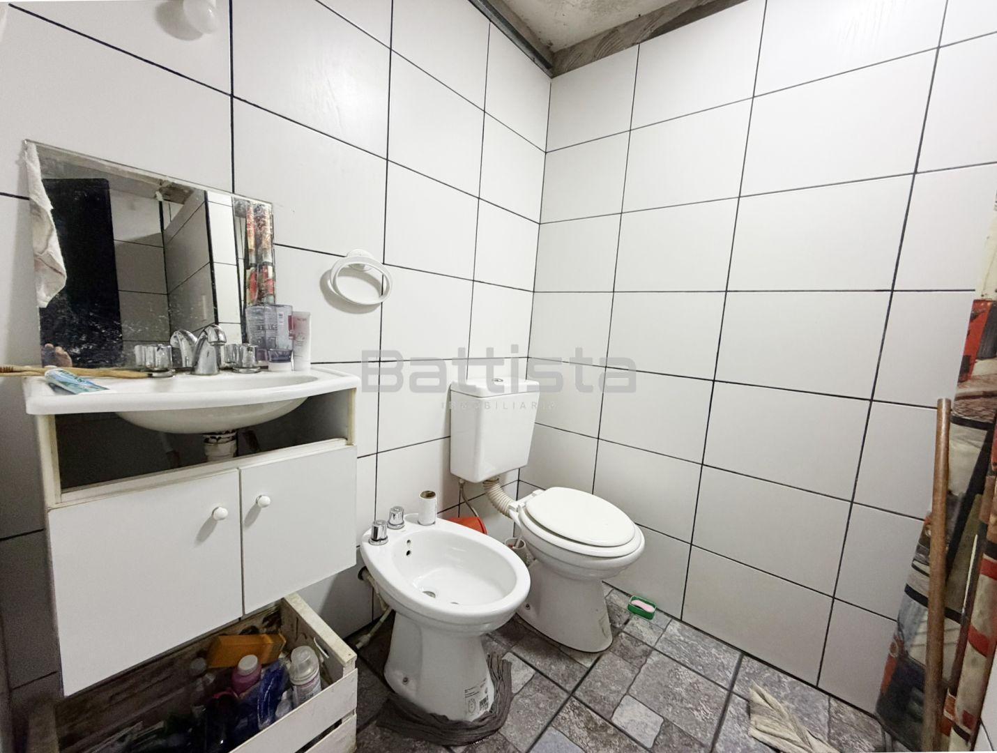 Foto de Casa 9 ambientes 6 dormitorios. | CANGALLO al 300, imagen 2