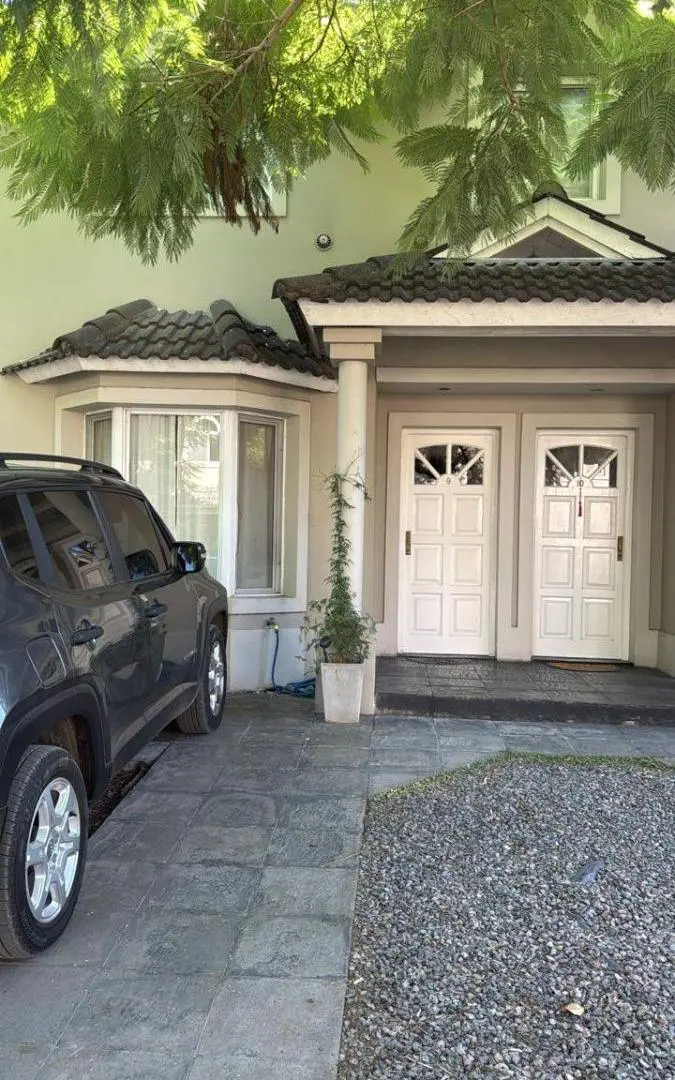 Duplex en Maria Del Parque 3