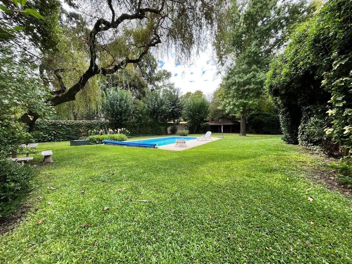 Foto de Casa Sobre Lote De 1583 M2 En Parque Leloir, imagen 5