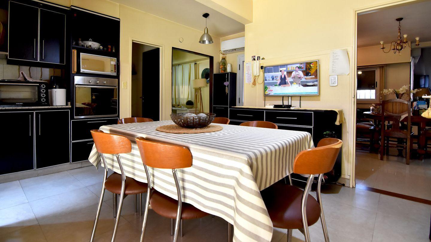 Foto de Venta ituzaingo casa 4 ambientes parque pileta suite, imagen 3
