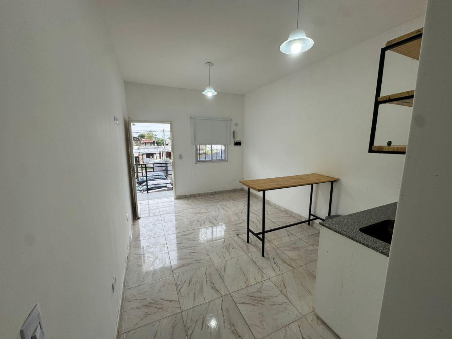 Foto de Alquiler departamento 2 ambientes en Ituzaingó, imagen 3