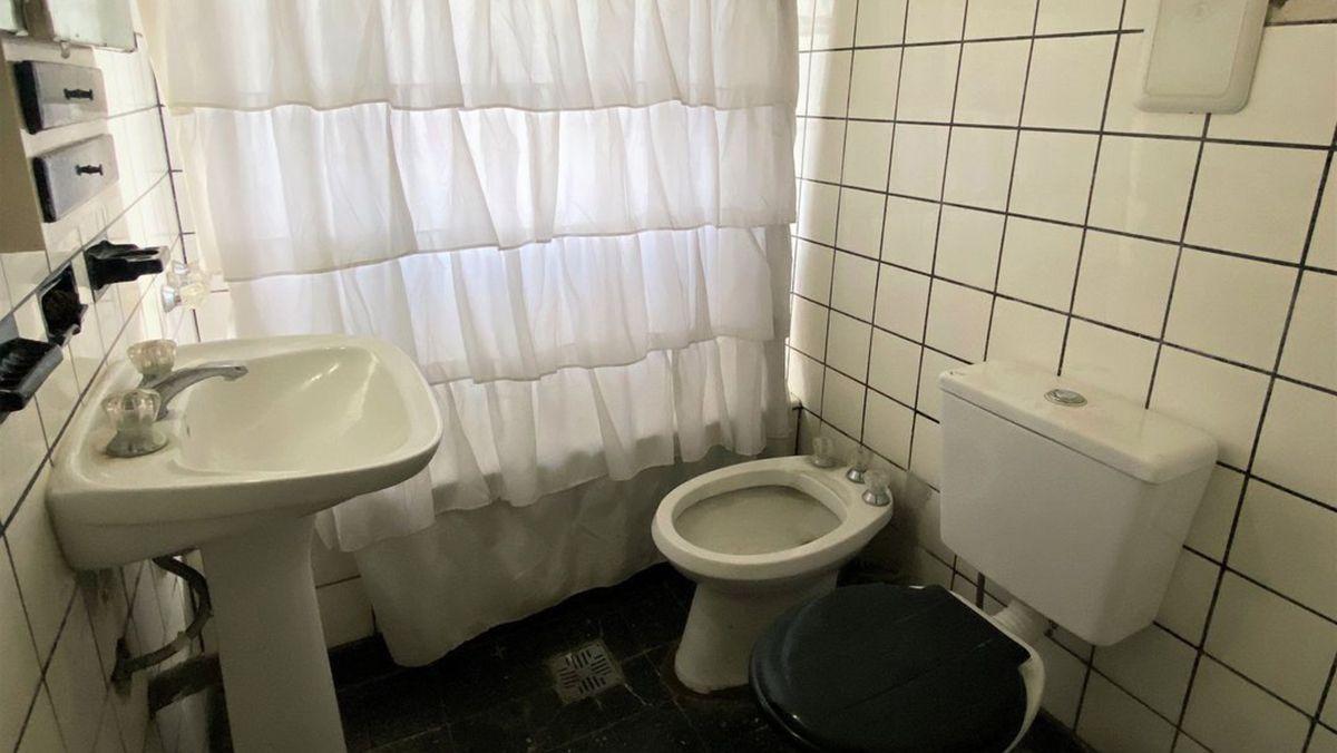 Foto de Casa venta 3 amb + departamento 3 amb. LOTE 15X30, imagen 2