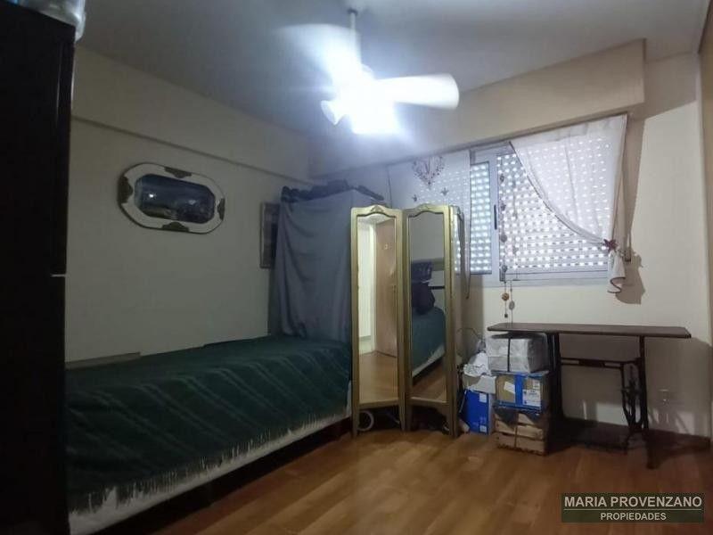 Foto de Venta Departamento 3 amb. Castelar cochera balcon, imagen 3