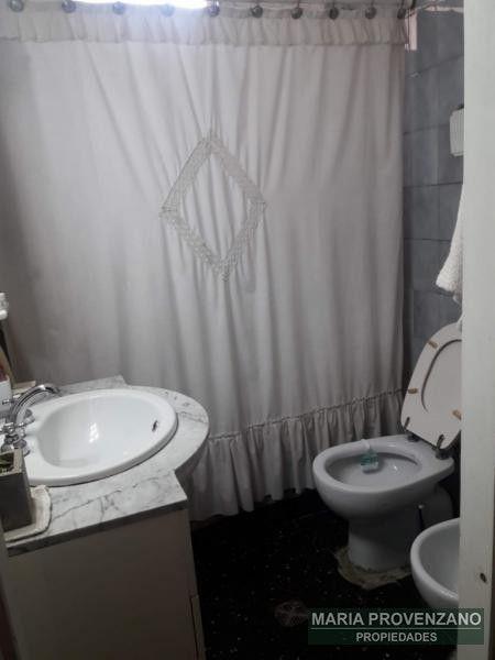 Foto de Venta de casa 4 amb en Castelar, imagen 3