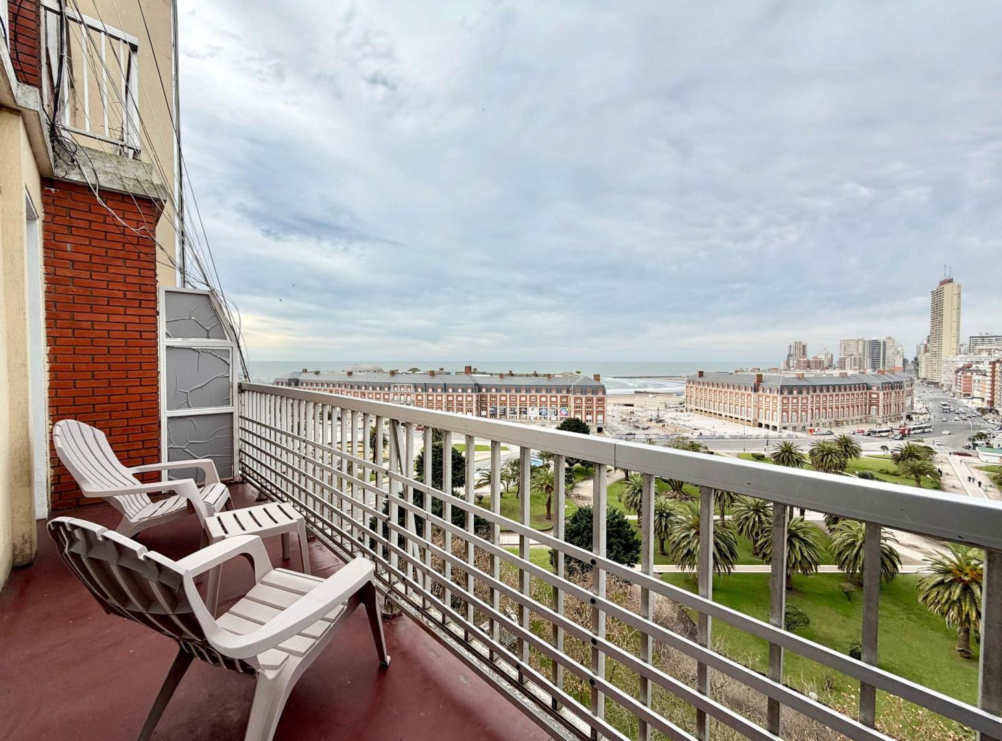 Foto de 2 AMB C/ BALCON TERRAZA . VISTA AL MAR . PL. COLON, imagen 2