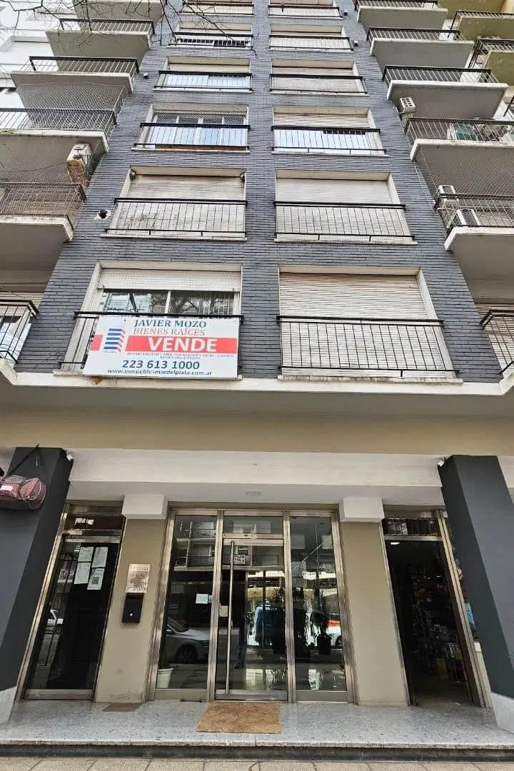3 amb calle c/ bal. terraza. Pl, Colon 2