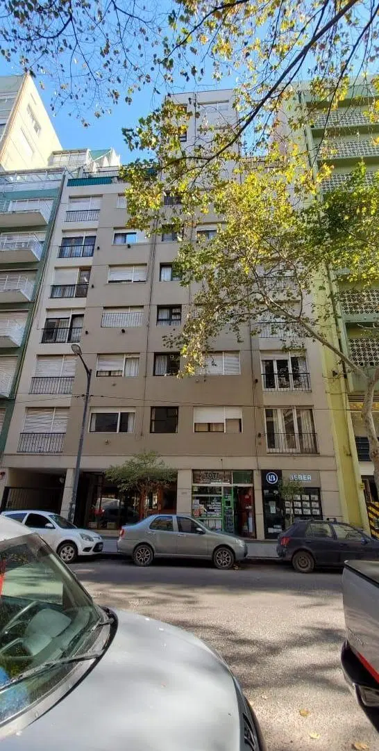 Alq 24 m. 1 amb interno.  Santa Fe - Moreno 4