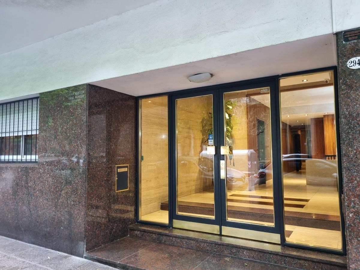 Piso Noveno con Balcon Terraza. Guemes y Aguero 1