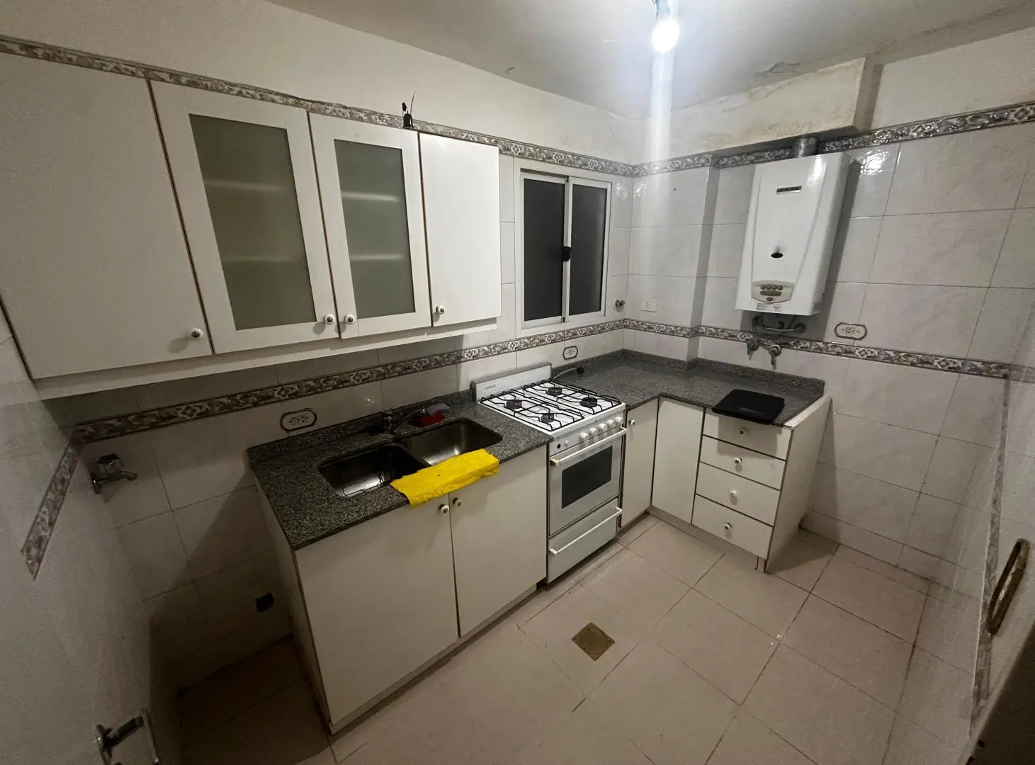 DEPARTAMENTO TRES AMBIENTES EN PLANA BAJA EN PALERMO 5