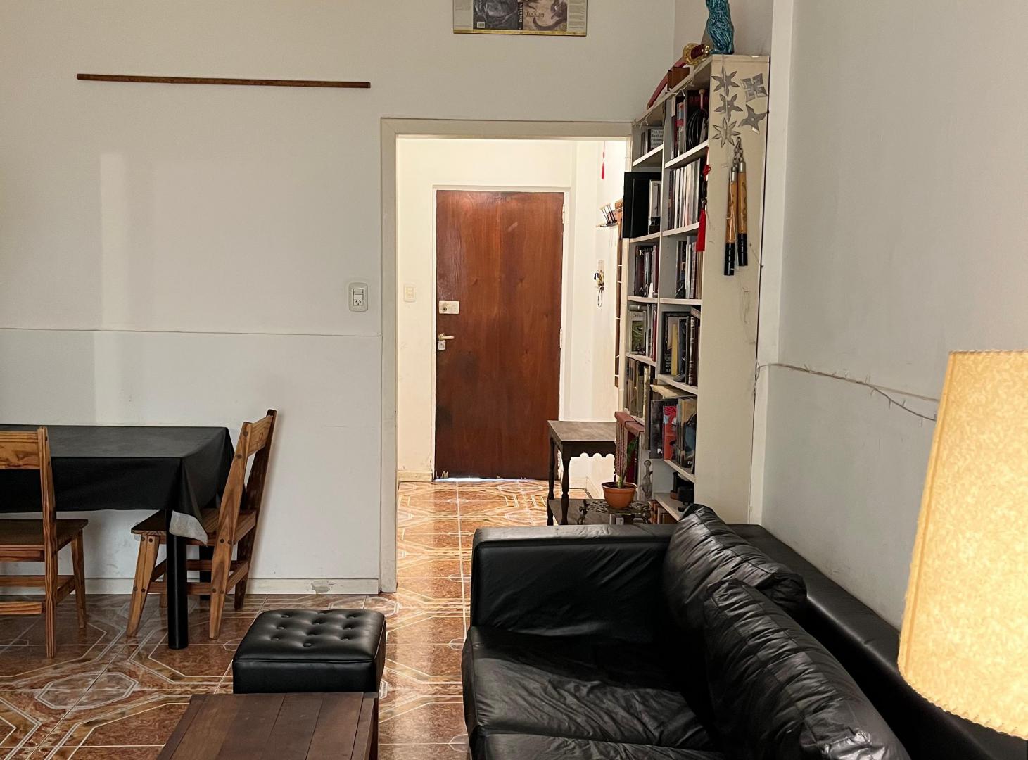 Foto de DEPARTAMENTO 3 AMBIENTES AL CONTRAFRENTE CON PATIO EN BARRIO, imagen 5
