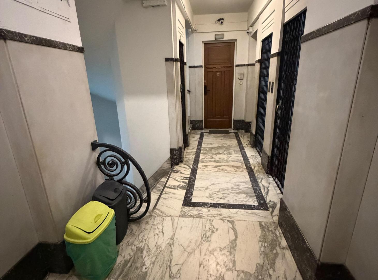Foto de OFICINA TIPO ESTUDIO JURÍDICO DE ÉPOCA EN INMEJORABLE ESTADO, imagen 5