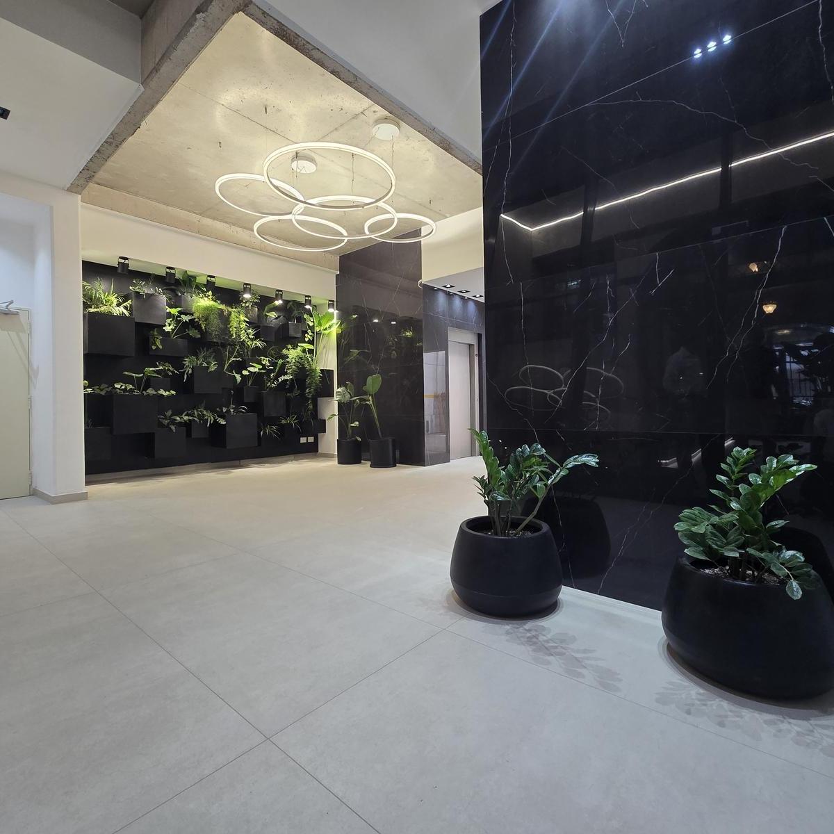 Exclusivo 5 Ambientes Domotizado con Quincho y Terraza Propia 2