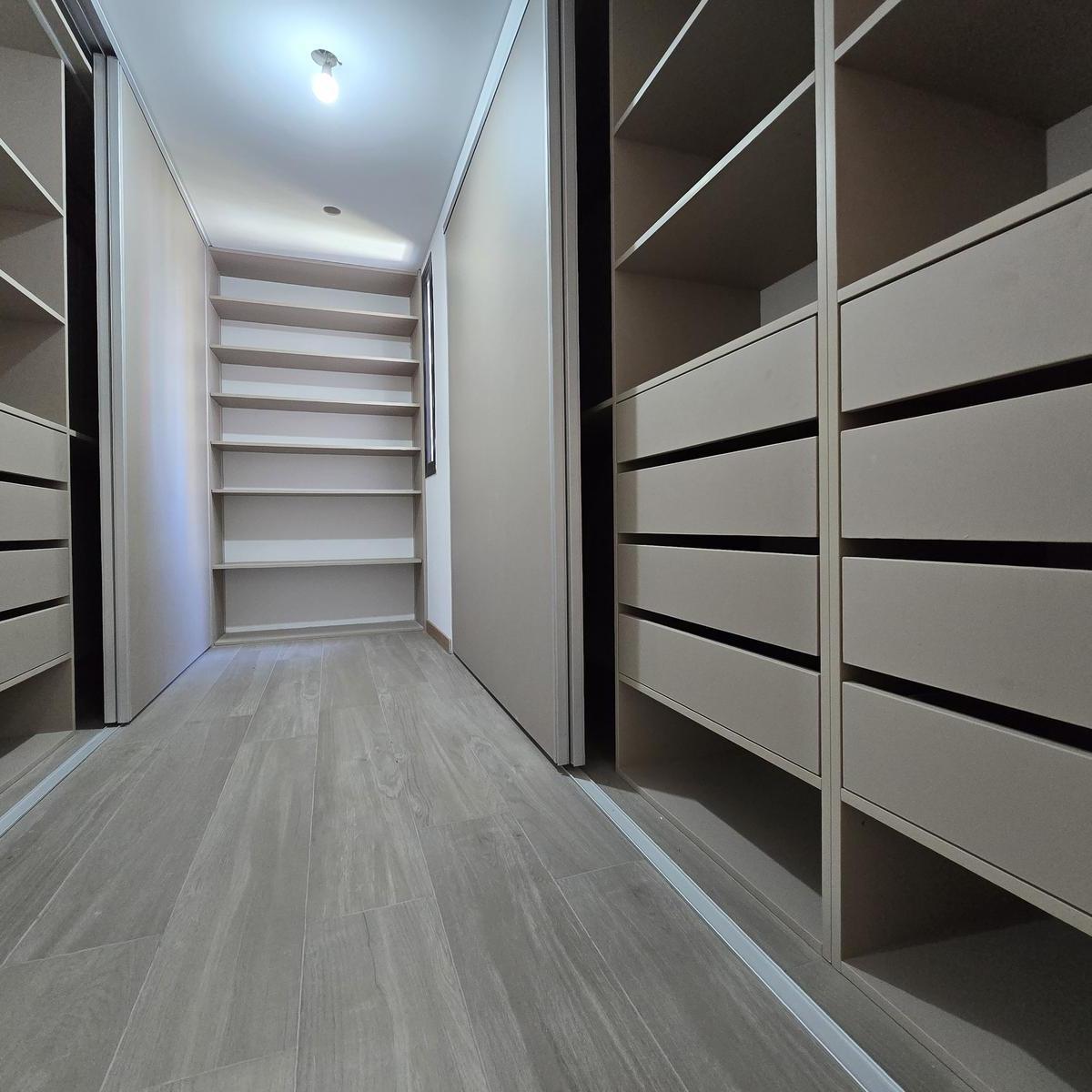 Piso Inteligente 4 Dorm. en Suite Más Dependencia - Domotizado 1
