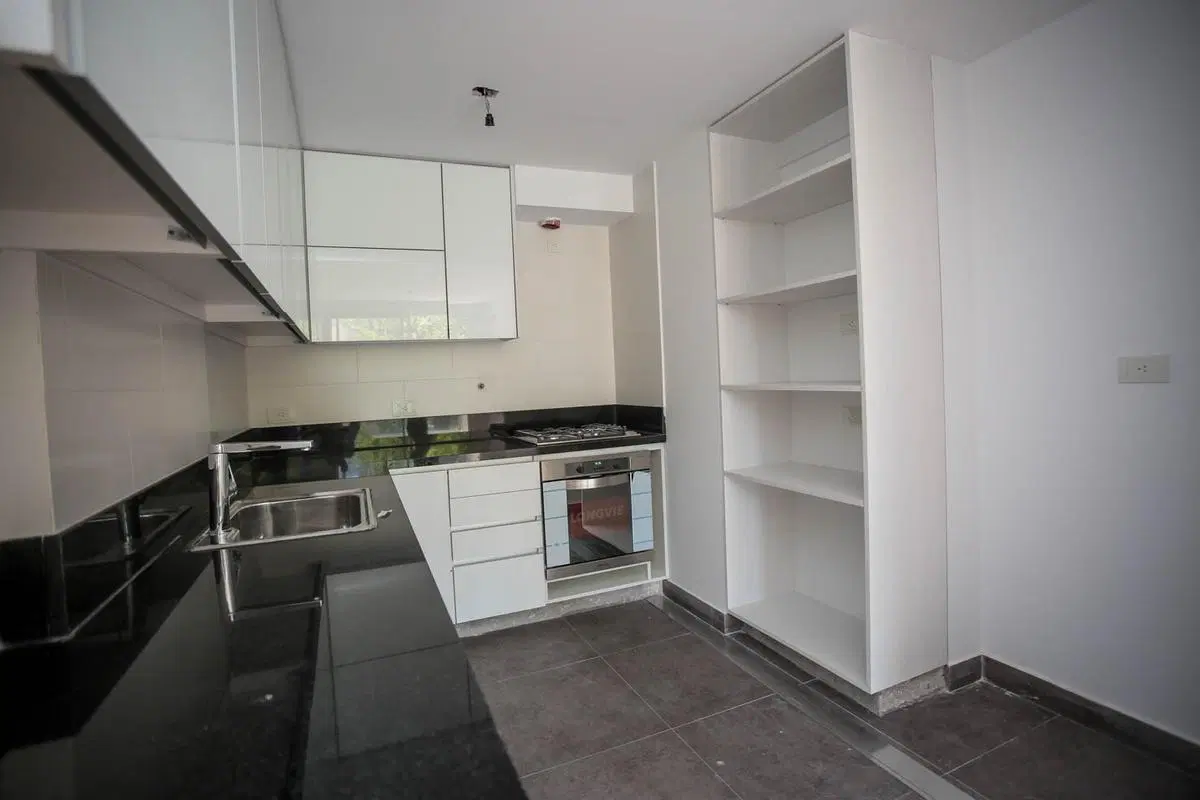 VENTA DEPARTAMENTO TRES AMBIENTES- PARQUE CHACABUCO 2