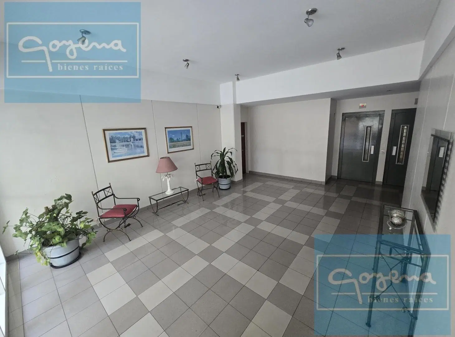 VENTA DEPARTAMENTO CUATRO AMBIENTES- COCHERA MOVIBLE- APTO CREDITO- BALCON 5