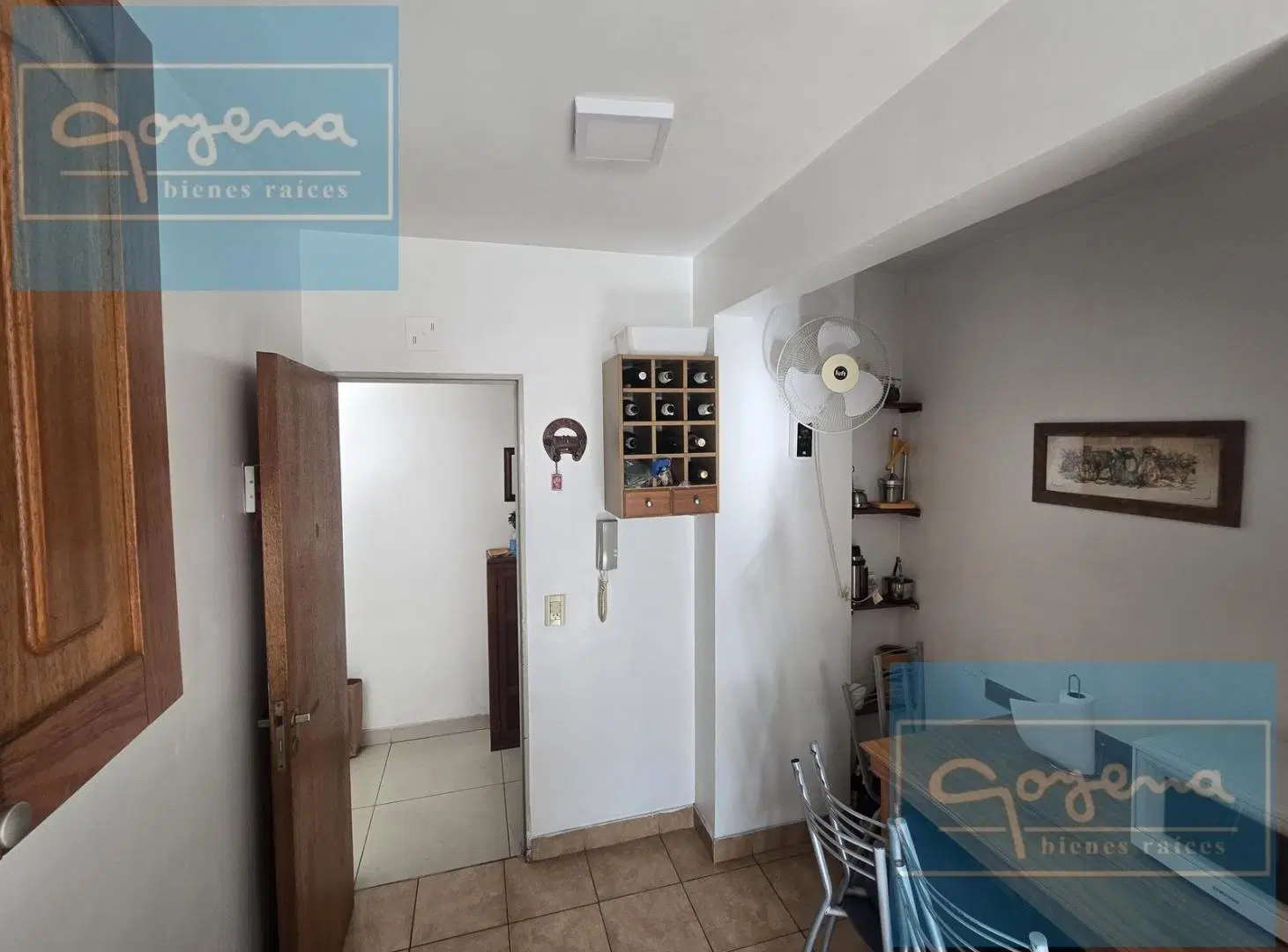 VENTA DEPARTAMENTO CUATRO AMBIENTES- COCHERA MOVIBLE- APTO CREDITO- BALCON 4