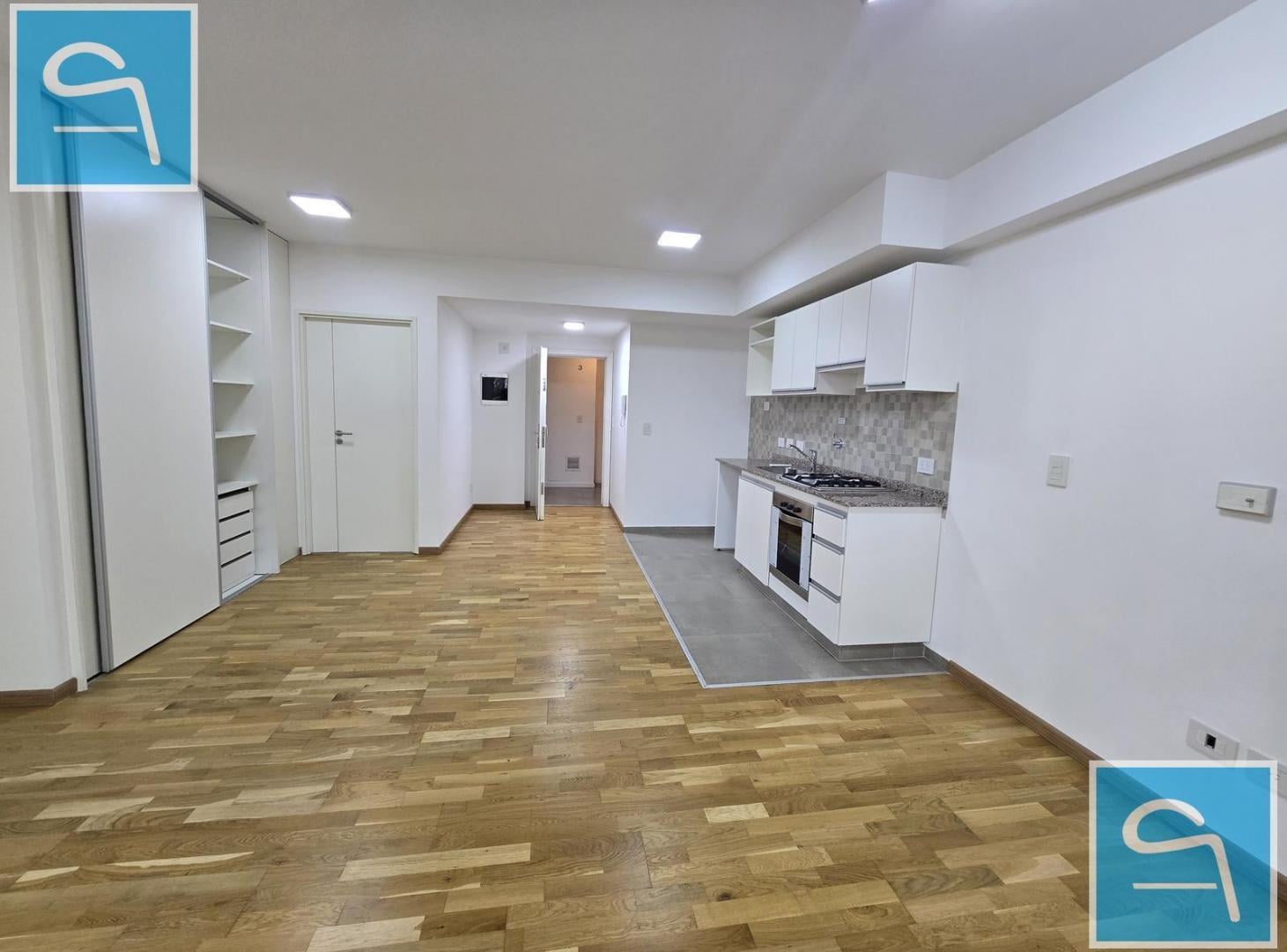 Foto de VENTA- MONOAMBIENTE- BALCON CORRIDO- FRENTE- APTO CREDITO, imagen 2