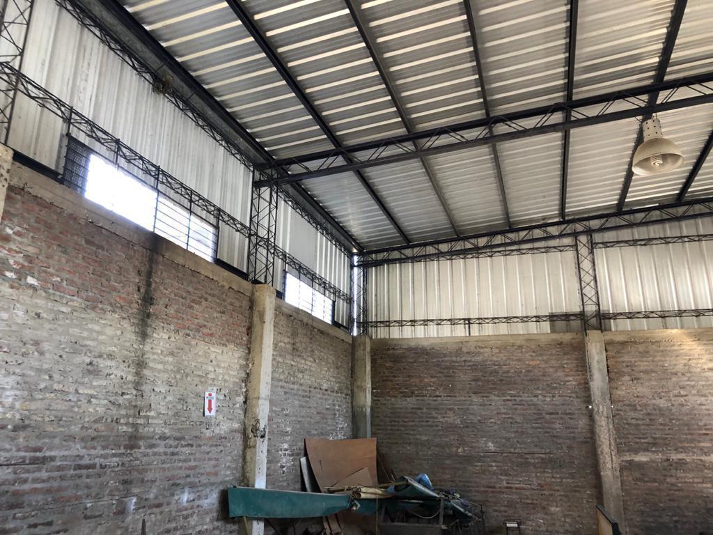 Foto de Galpón en Venta con puente grúa, imagen 4