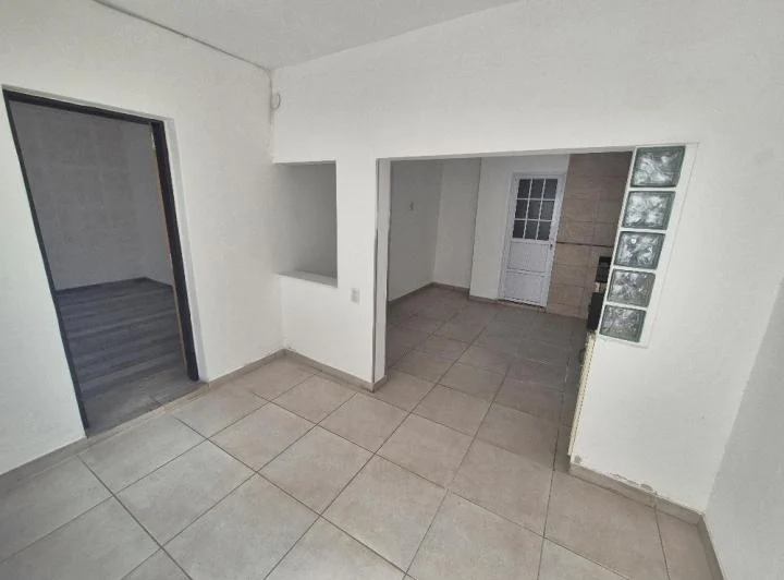 Pasillo exclusivo, reciclada, moderna 5