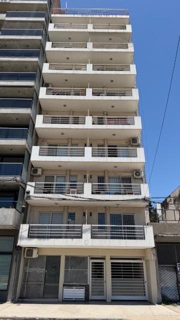Departamento frente al Mercado del Patio 1 dormitorio con amplio Patio