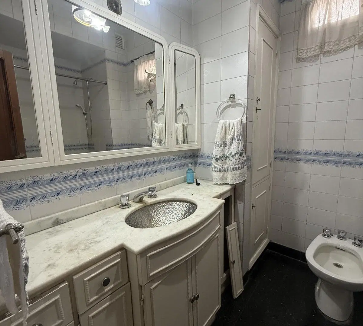 Departamento de Estilo de 3 Dormitorios + Dependencia 5