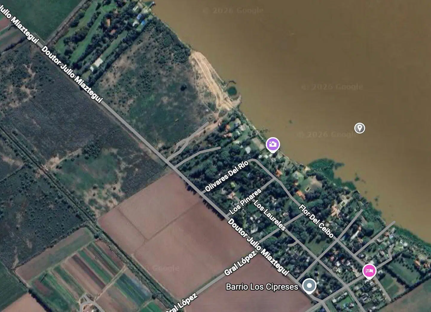 Importante Terreno en Arroyo Seco con bajada directa al Rio. 2