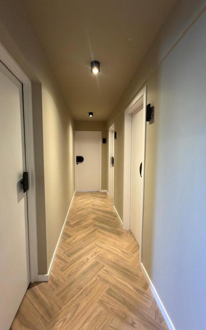 Foto de Monoambiente de diseño con Amenities, imagen 1