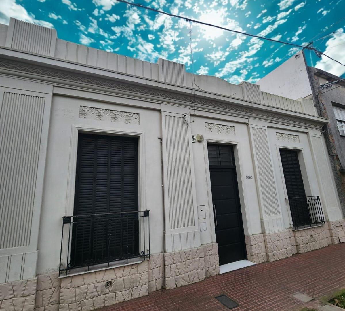 Foto de Casa 3 Dormitorios con Pileta - Alberdi, imagen 1