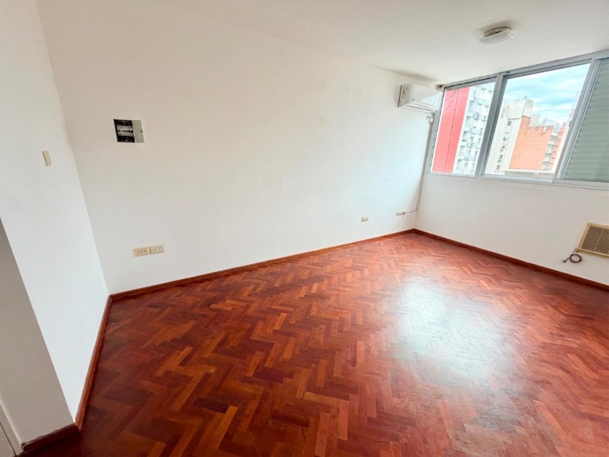 Foto de Departamento 3 Dormitorios con Cochera sobre Bv Oroño - Apto Credito, imagen 1