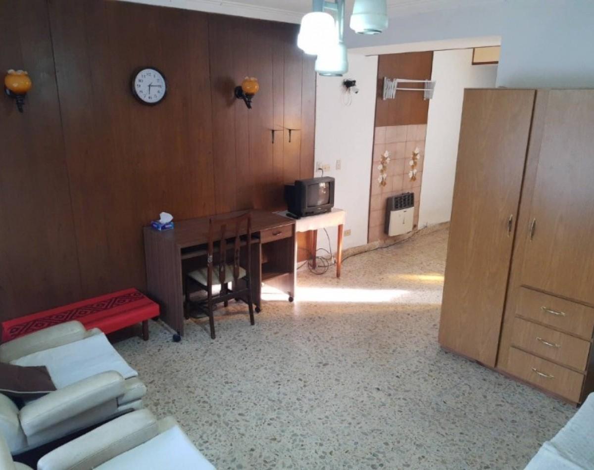 Chalet en PH a La Calle Totalmente Independiente. 1