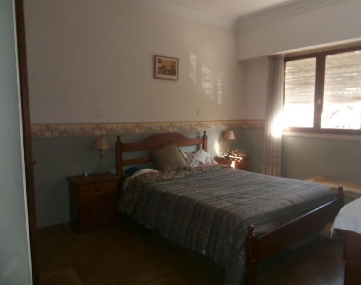 Chalet de 4 Ambientes en 2 Plantas 3
