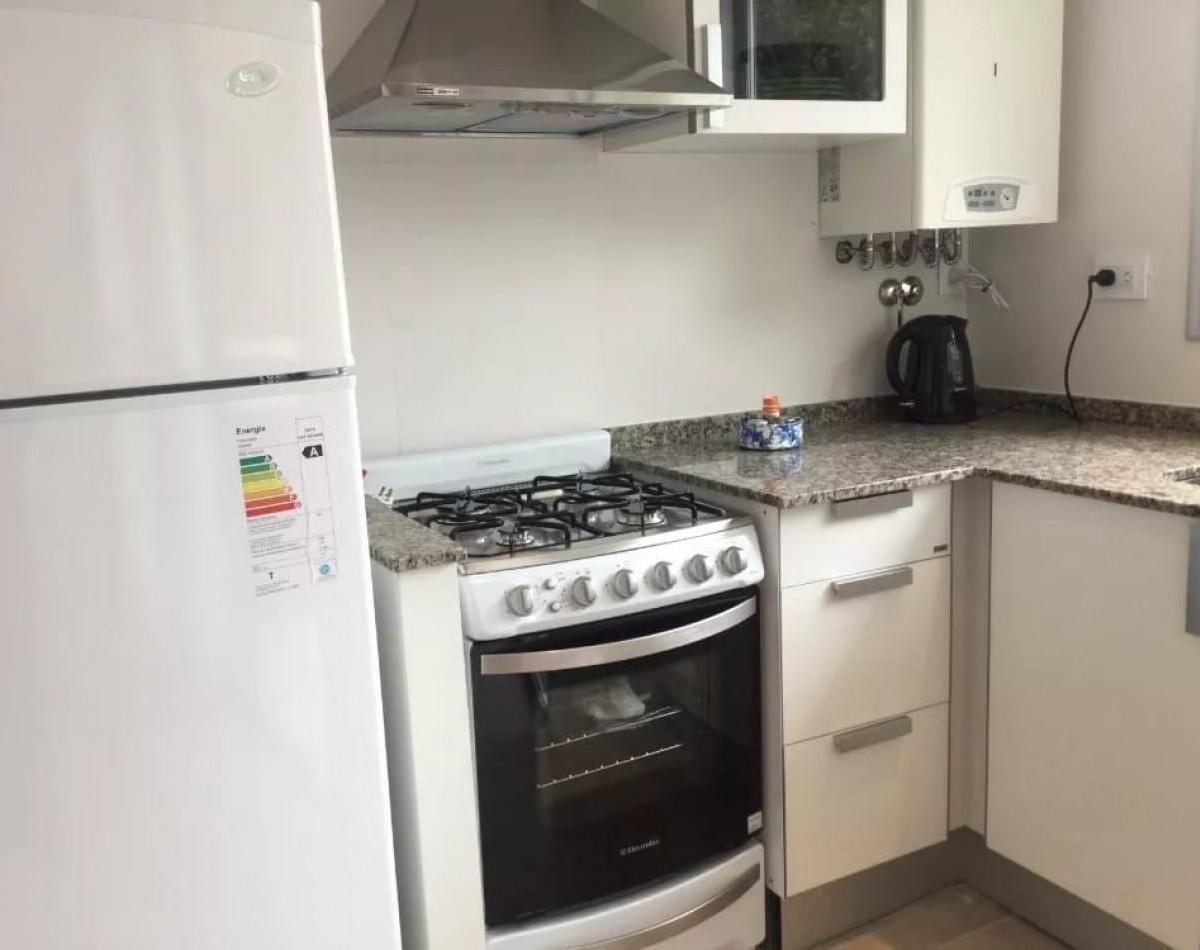 Hermoso Semipiso 3 Ambientes en Zona Guemes con Balcon. 2