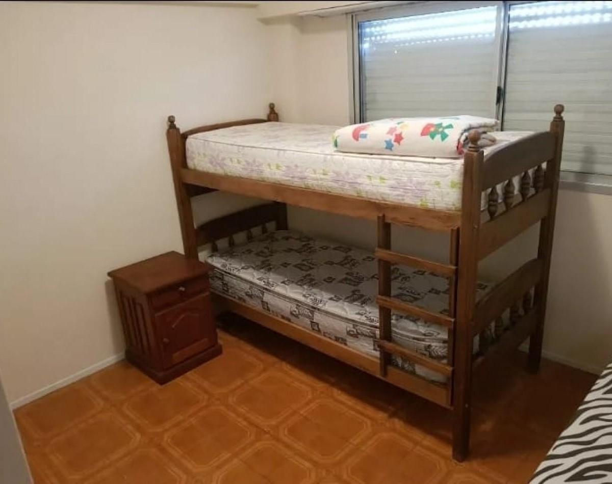 Foto de 3 AMBIENTES CON BALCON A LA CALLE EN LA PERLA, imagen 5