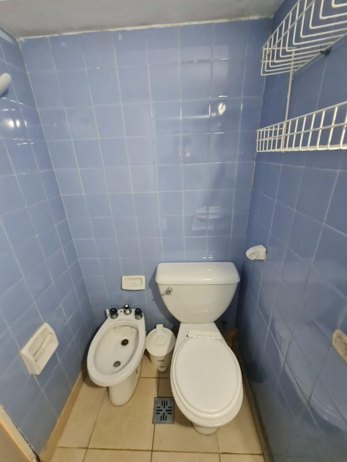 Foto de 1 AMBIENTE A METROS DE LA PEATONAL, imagen 2