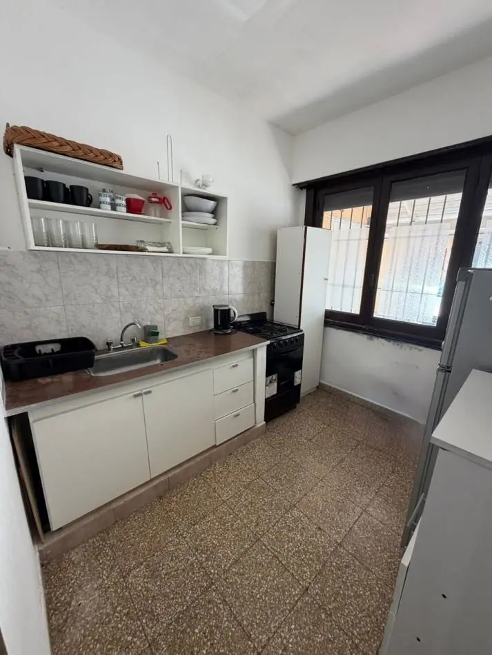 ALQUILER CASA DE 3 AMBIENTES CON VISTA AL MAR Y COCHERA  24 MESES 5