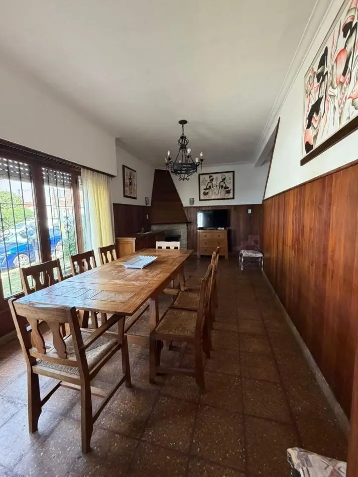 ALQUILER CASA DE 3 AMBIENTES CON VISTA AL MAR Y COCHERA  24 MESES 3