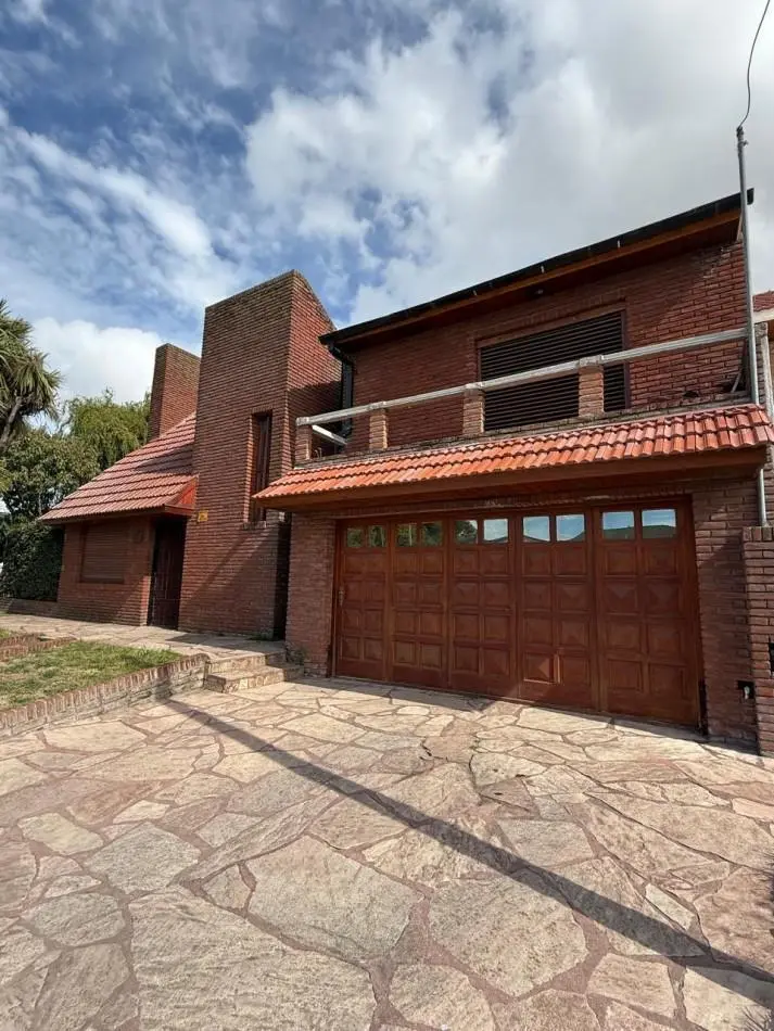 CHALET 6 AMBIENTES COLINAS DE PERALTA RAMOS - APTO CREDITO 2