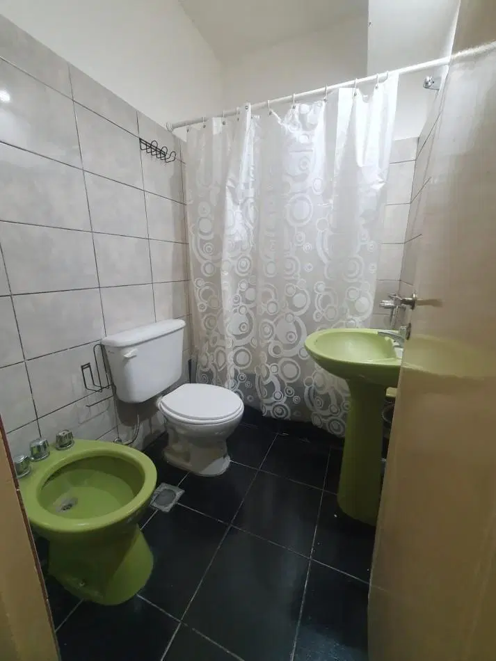2 AMBIENTES BOLIVAR Y ENTRE RIOS 4