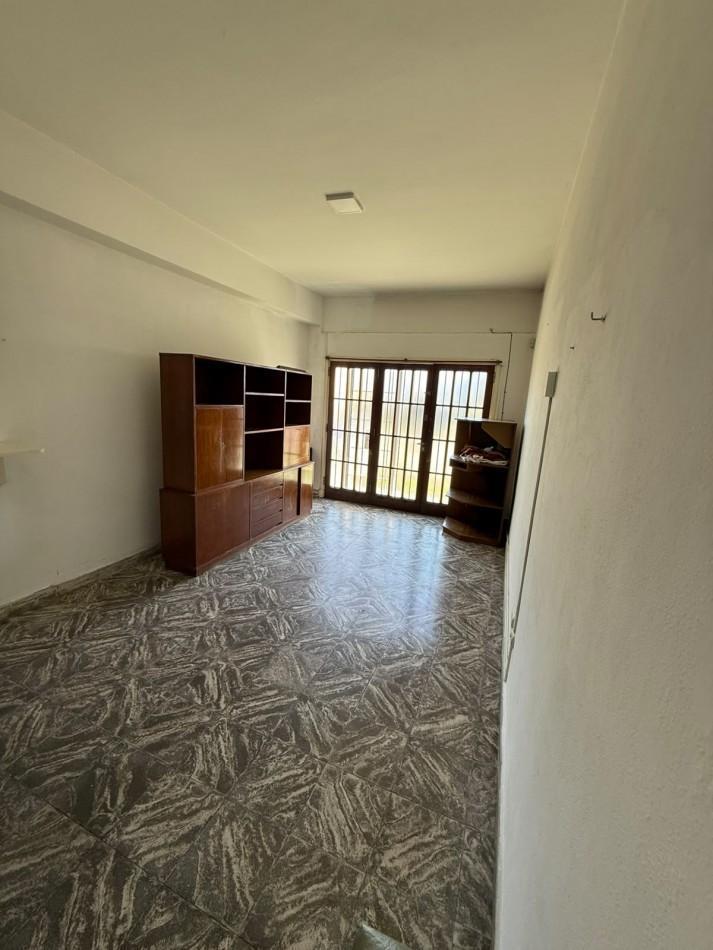Foto de ALQUILER - DEPARTAMENTO DOS AMBIENTES BARRIO TERMAS HUINCO, imagen 3