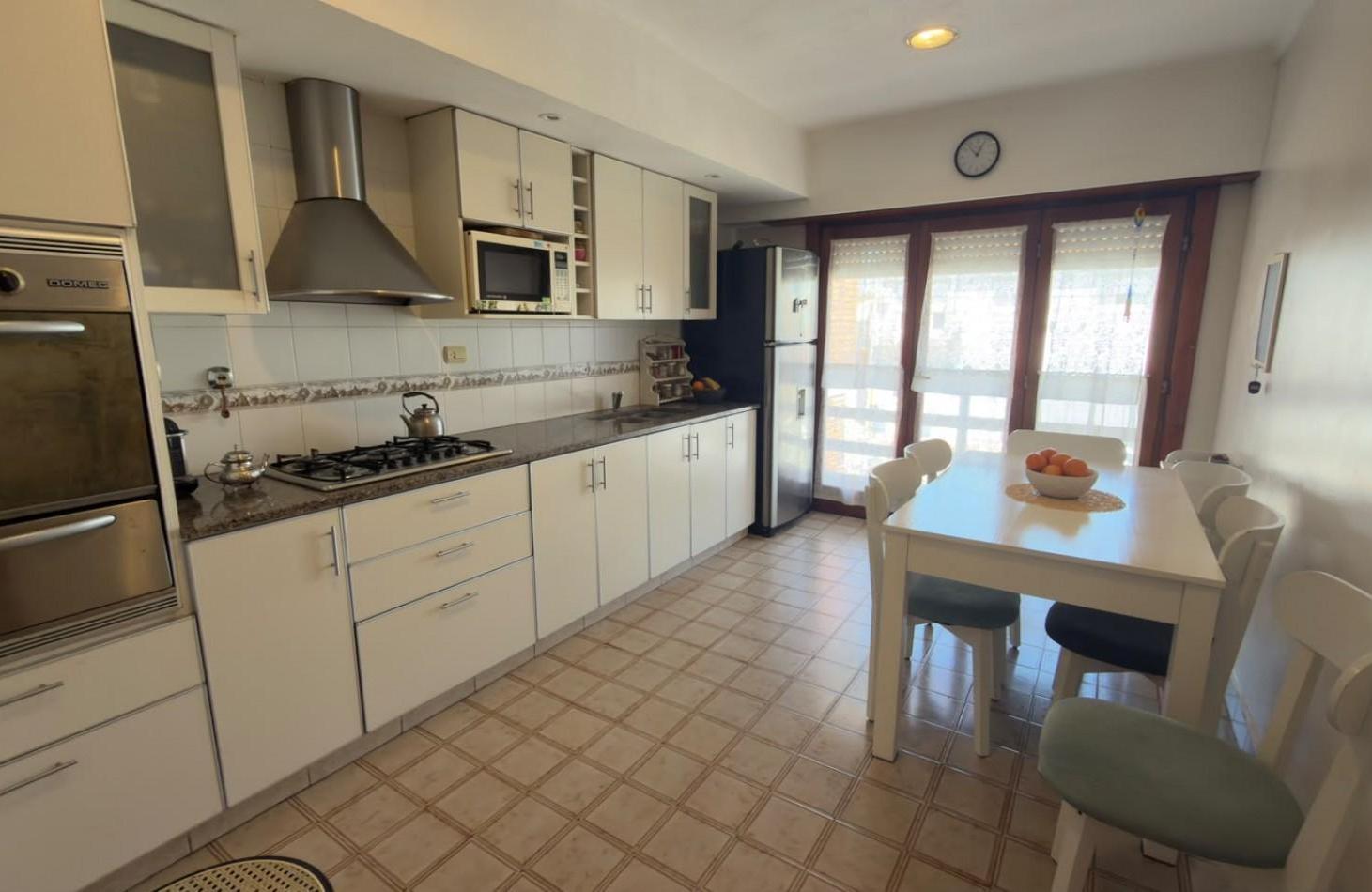 Foto de CHALET 4 AMBIENTES - APTO CREDITO BANCARIO - BARRIO SAN JOSE - MAR DEL, imagen 5