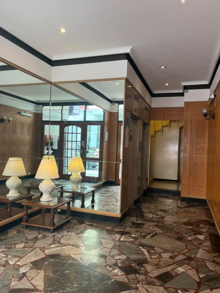 Foto de VENTA - DEPARTAMENTO DE 2 AMBIENTES CON VISTA AL MAR, imagen 2