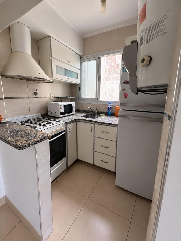Foto de VENTA - DEPARTAMENTO DE 2 AMBIENTES CON VISTA AL MAR, imagen 1