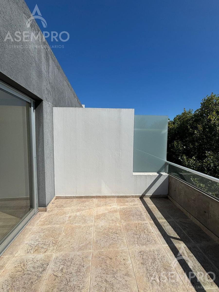 2 Ambientes en Ultimo Piso con Terraza. Apto Crédito 4