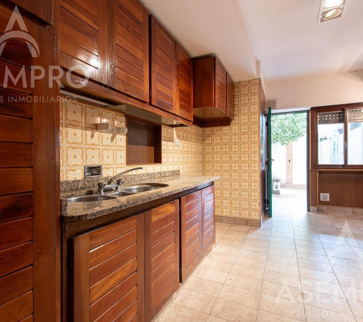 PH de 6 Ambientes con 2 Suites, Escritorio/play Dependencia. Espacios Amplios y Funcionales 2