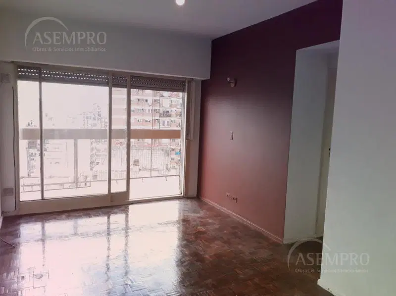 Departamento dos ambientes en alquiler en Balvanera con balcon 2