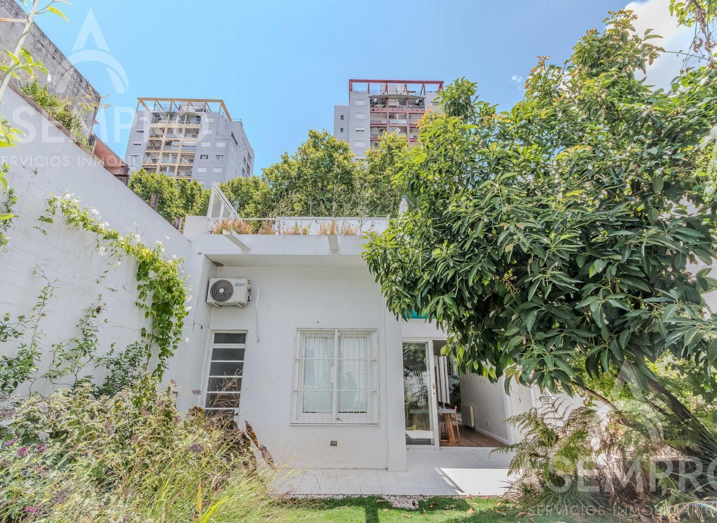 Venta Casa Reciclada- 5 ambientes- Jardín, terraza y pileta!