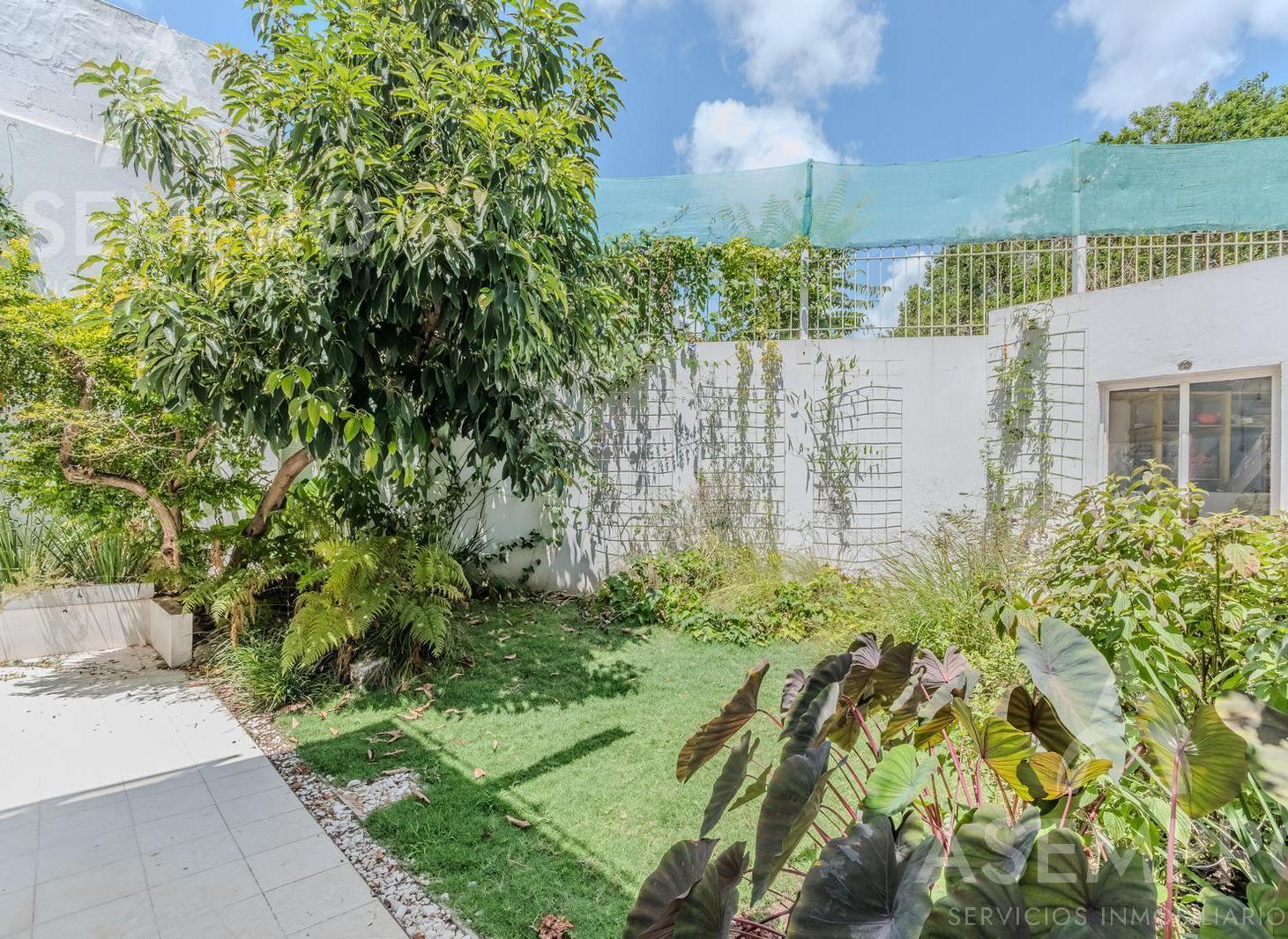 Venta Casa Reciclada- 5 ambientes- Jardín, terraza y pileta!