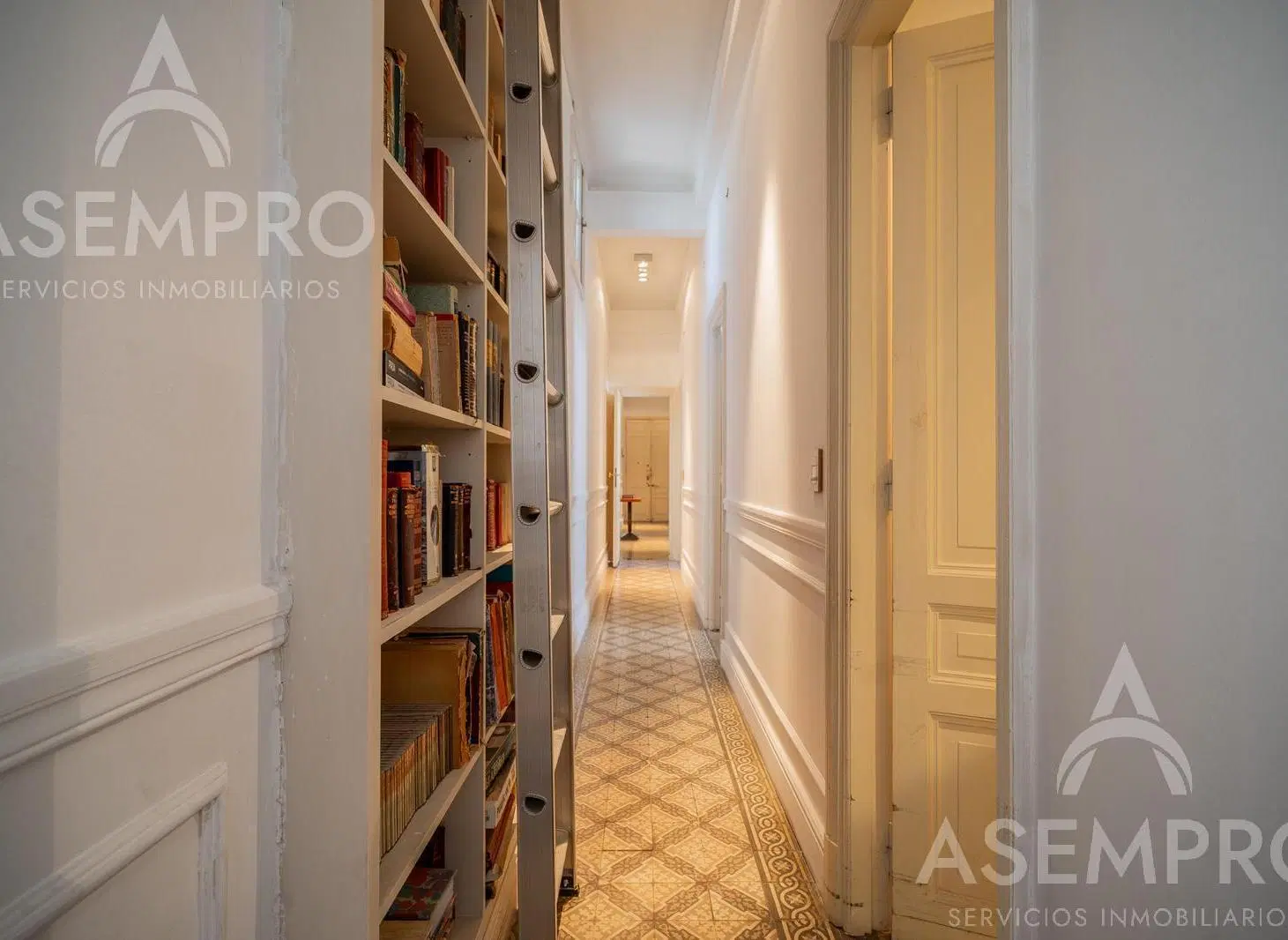 Venta Semipiso 4 ambientes Libertador y Esmeralda 5